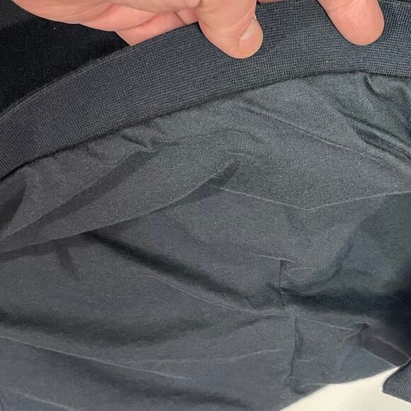 NIKE TECH Women’s Short Sleeve High Low Sweatshirt size medium - Picture 3 of 4